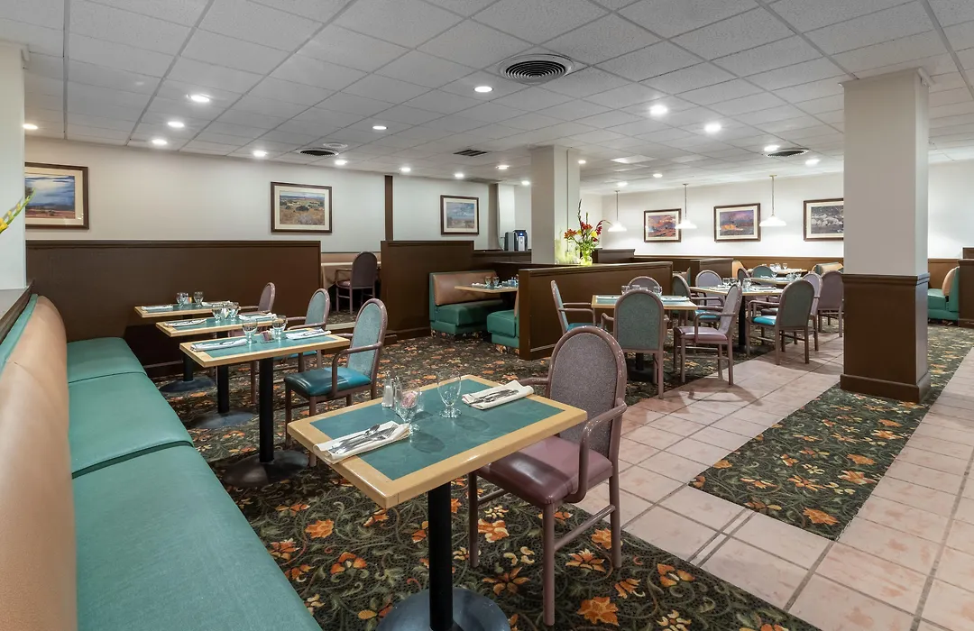 Ramada By Wyndham Reno Hotel & Casino-1